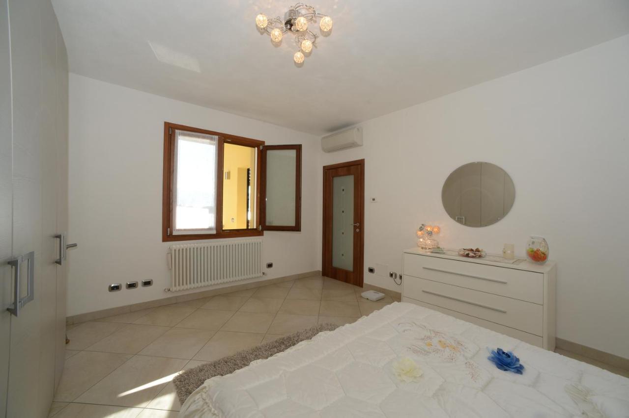 Lilli - Casa Sul Lago Dervio Exterior foto